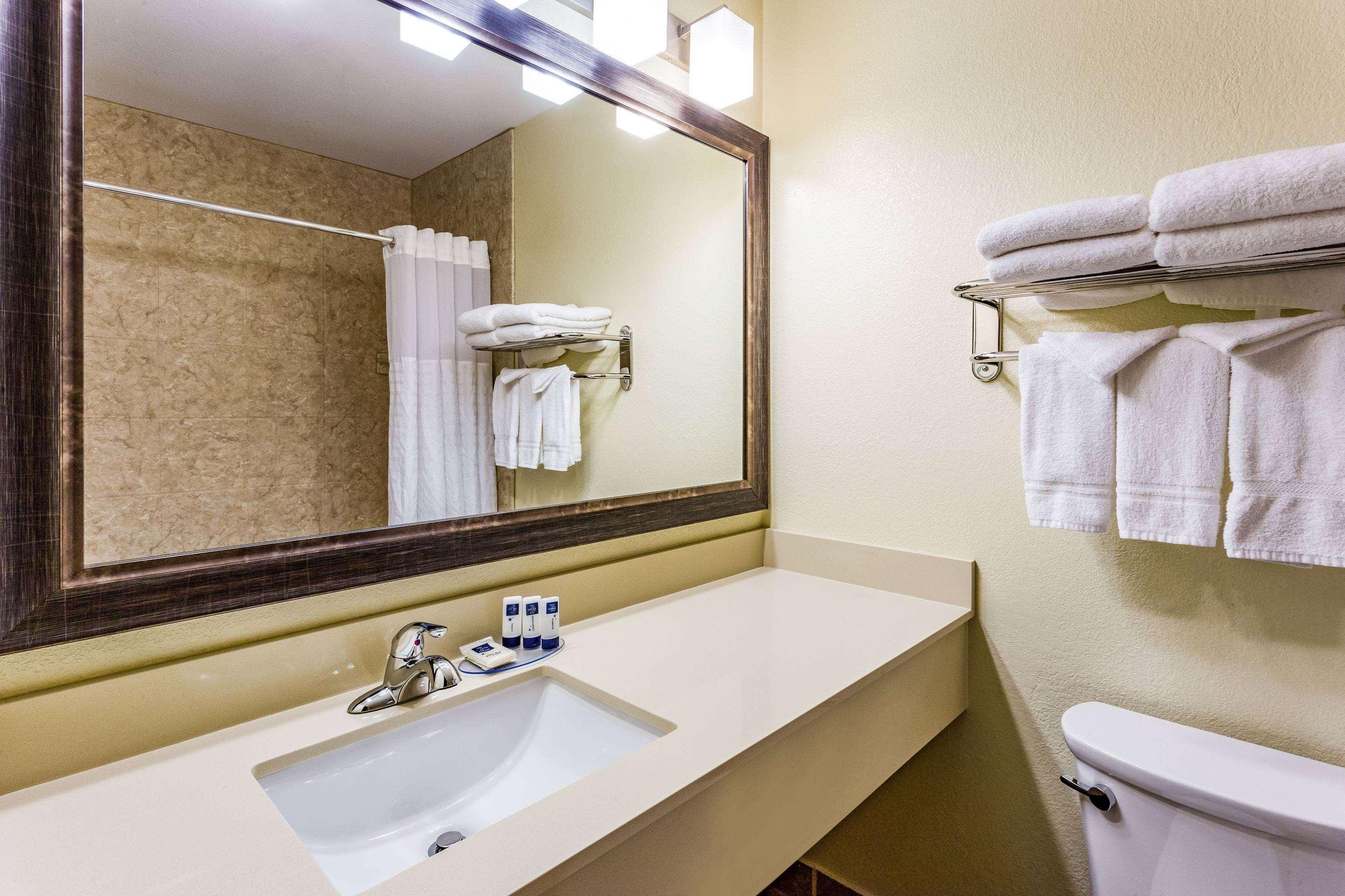 Americinn & Suites Burnsville, Mn Buitenkant foto