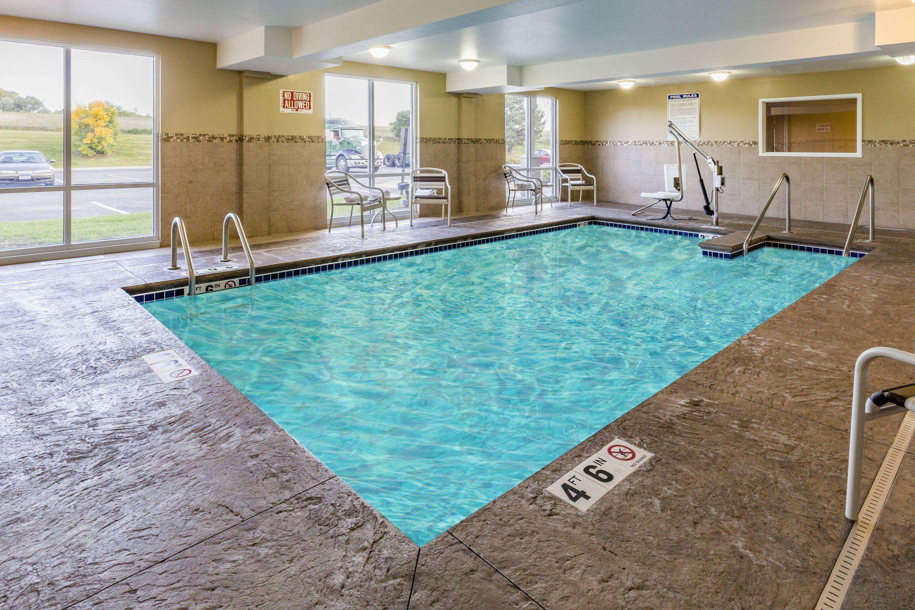 Americinn & Suites Burnsville, Mn Buitenkant foto